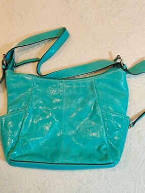 Worthington Genuine Leather Turquoise Shoulder Bag Zipper Accent Classic